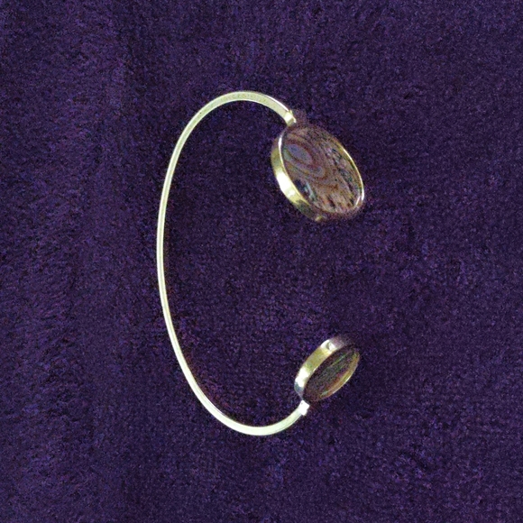 Vintage Abolone Shell Cuff Bracelet - Picture 5 of 7